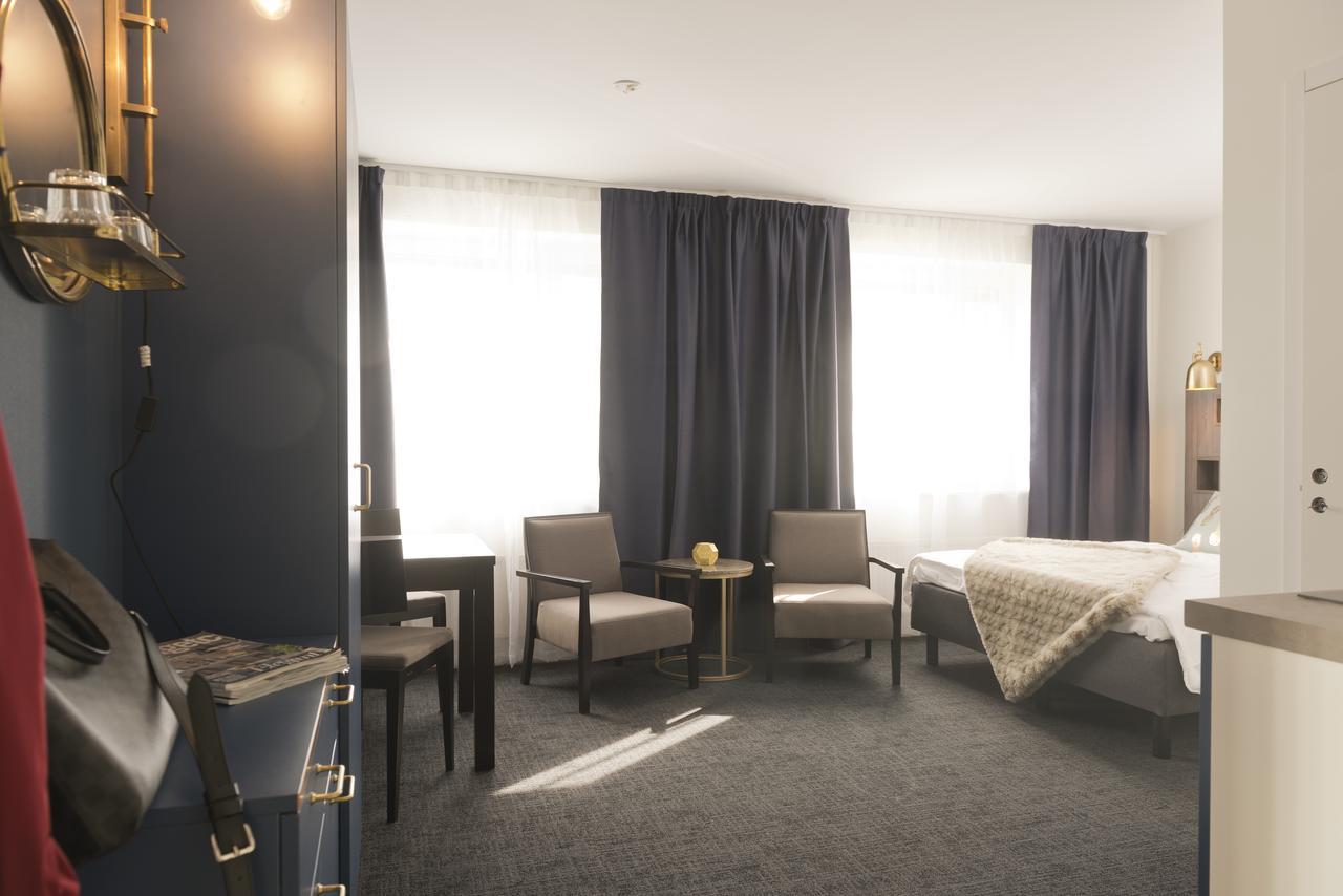 Stockholm Hotel Apartments Bromma ภายนอก รูปภาพ